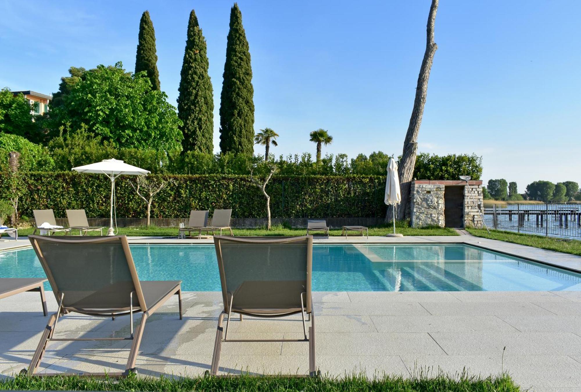 Hotel Marolda Sirmione Esterno foto