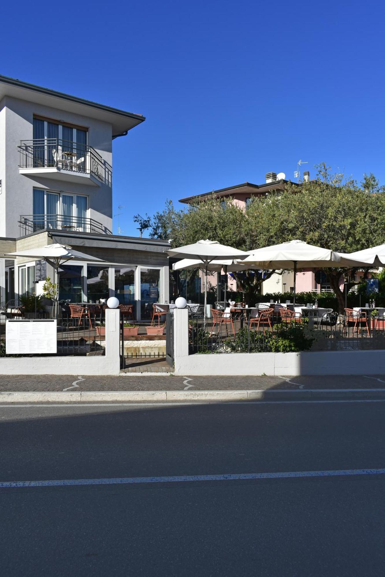 Hotel Marolda Sirmione Esterno foto