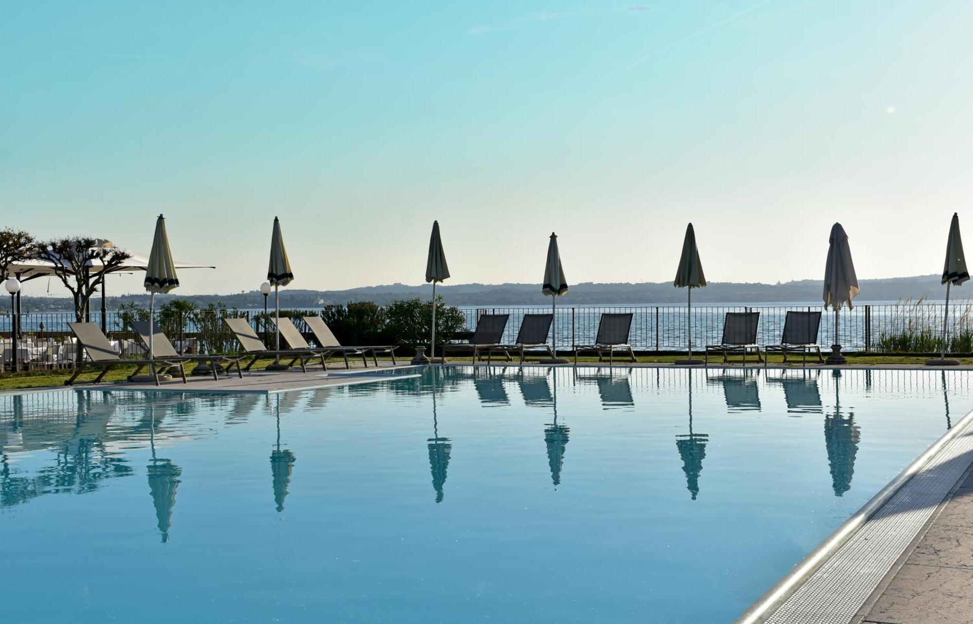 Hotel Marolda Sirmione Esterno foto