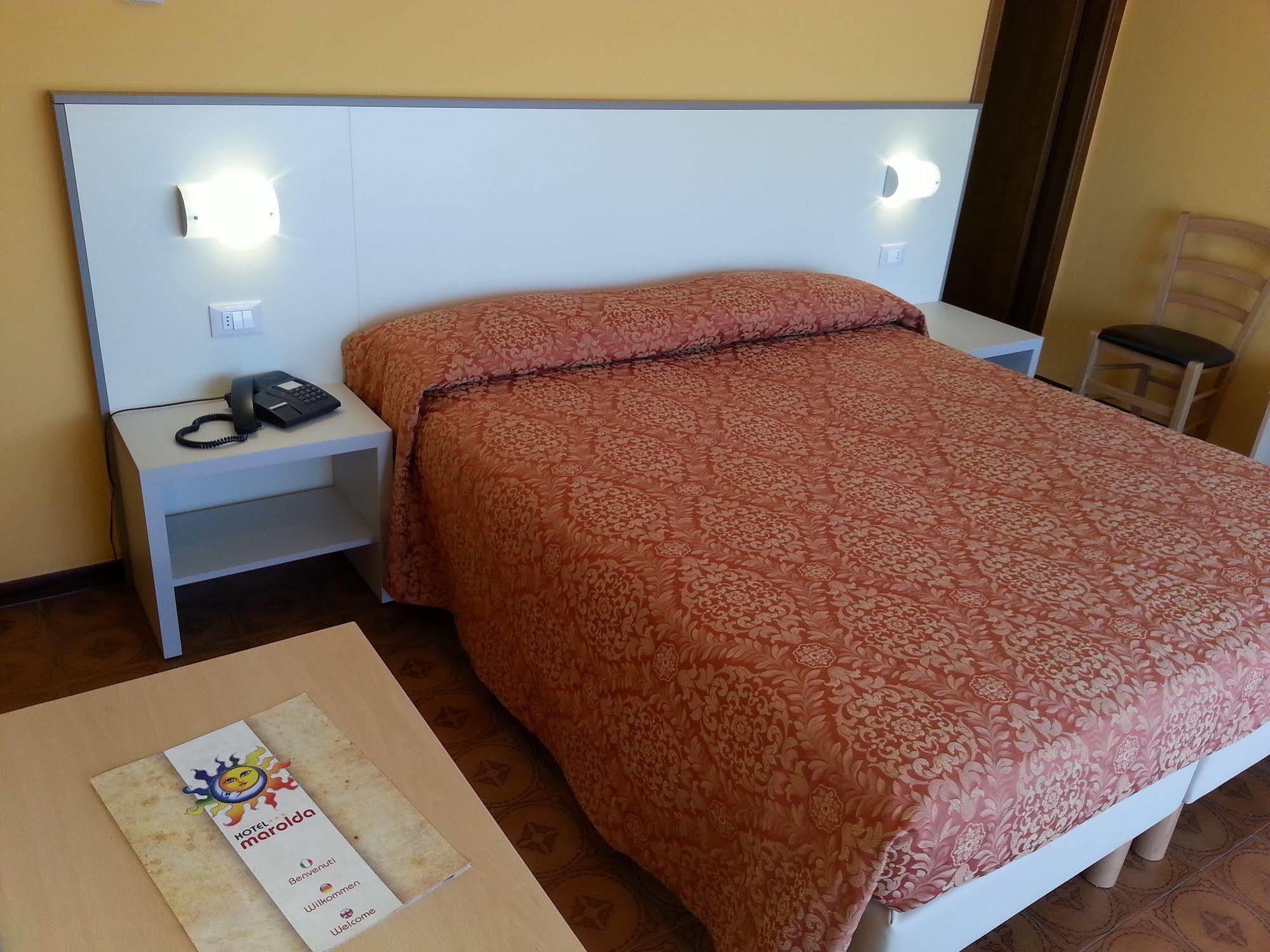 Hotel Marolda Sirmione Esterno foto