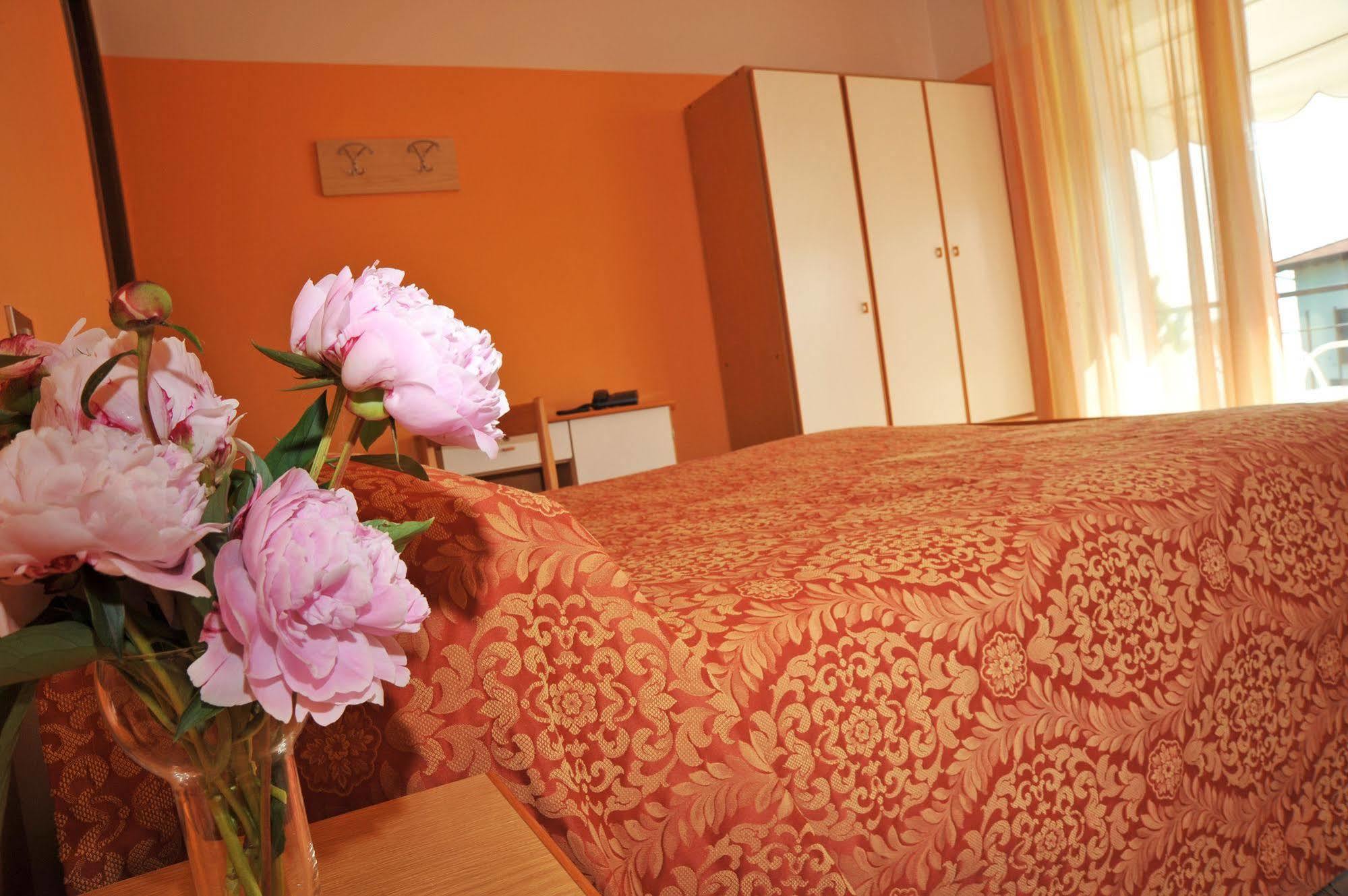 Hotel Marolda Sirmione Esterno foto
