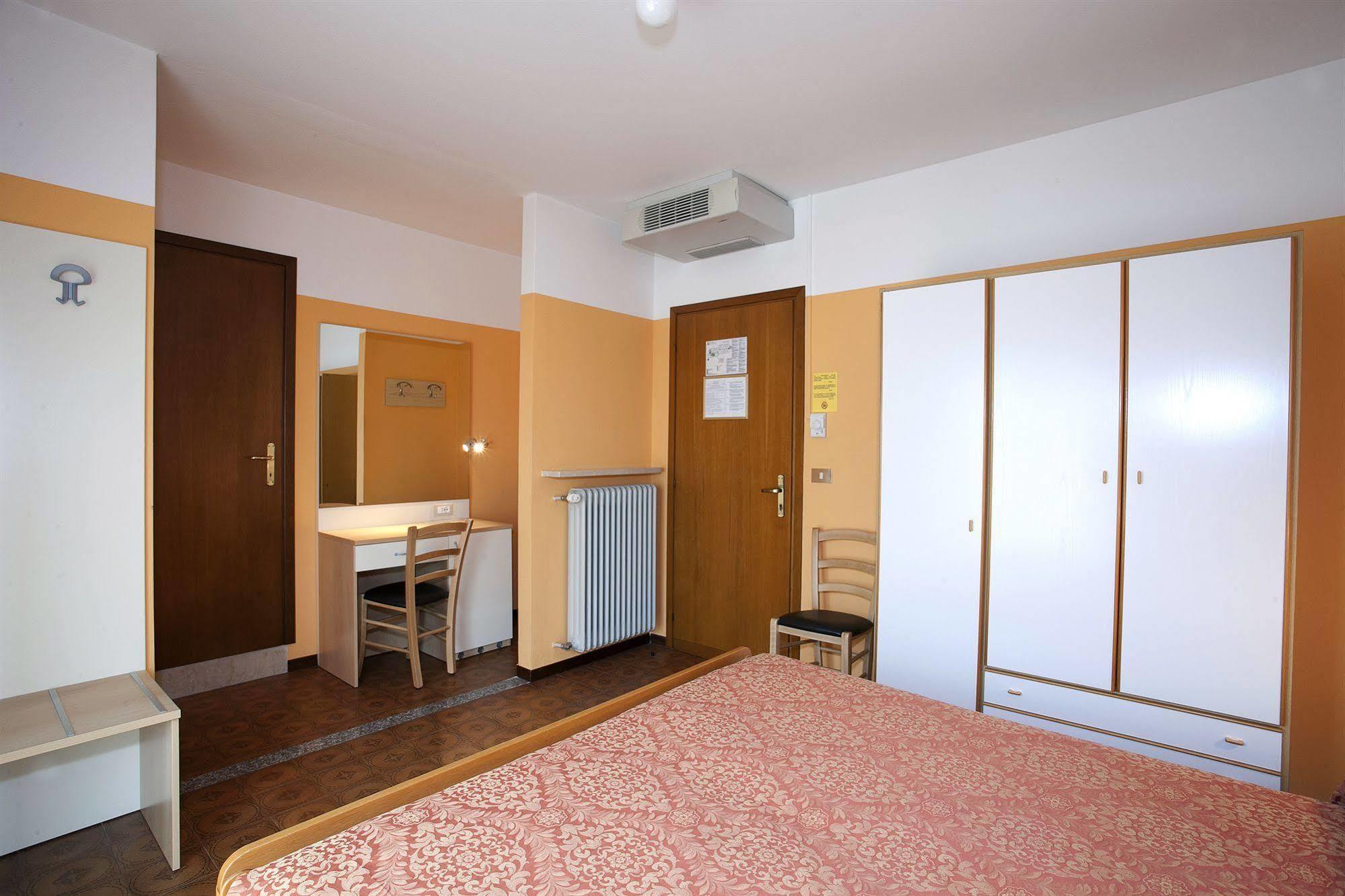 Hotel Marolda Sirmione Esterno foto